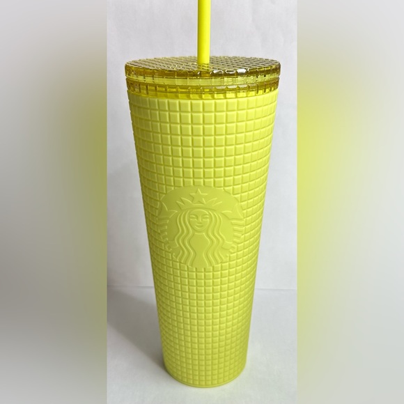 Starbucks Winter 2022 Yellow Soft Touch Grid 24oz Tumbler - Picture 1 of 5